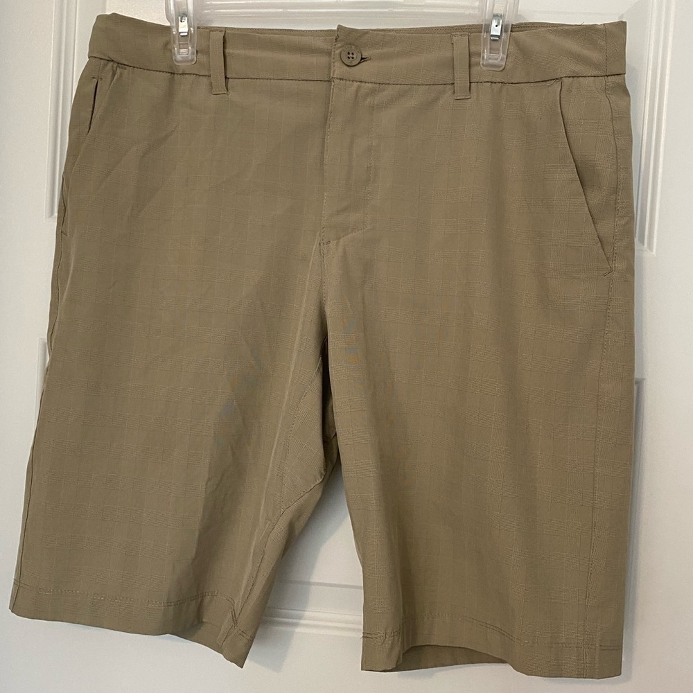 £ Hang Ten Tan Board Shorts Golf Size 34 Tan